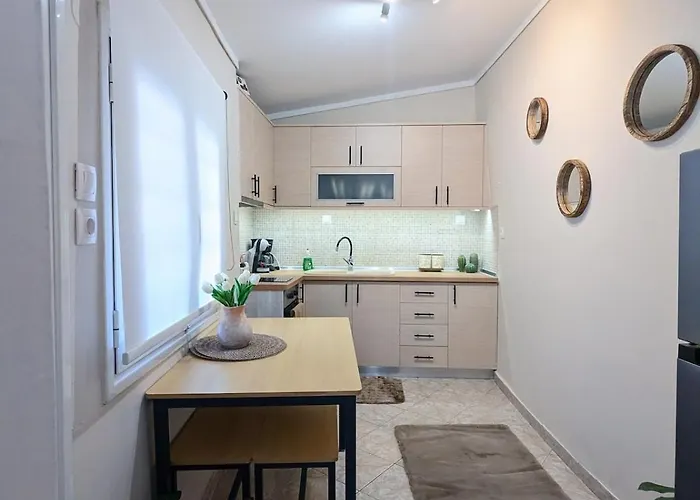 Under Castle Walls Apartment *